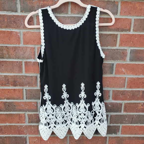 Beautiful Embroidered Top - Picture 2 of 3